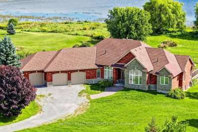 19305 Loyalist Parkway • Prince Edward County, ON photo 2