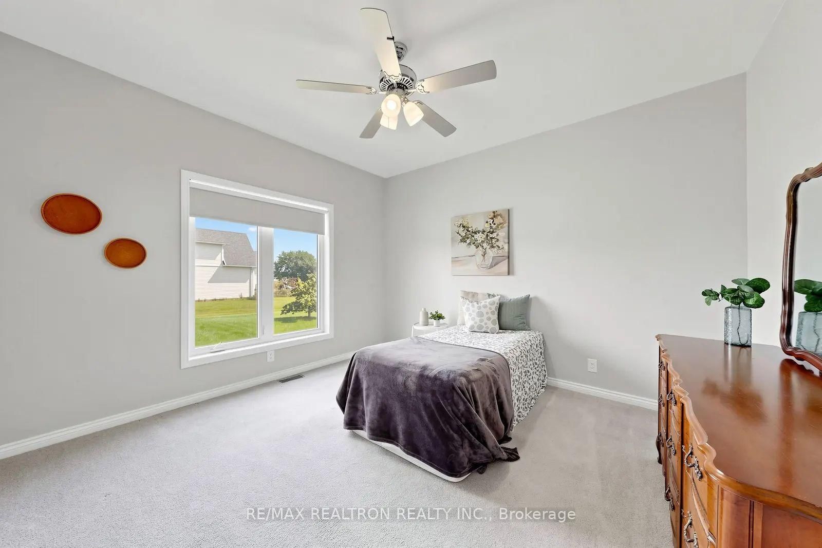 19305 Loyalist Parkway • Prince Edward County, ON photo 23