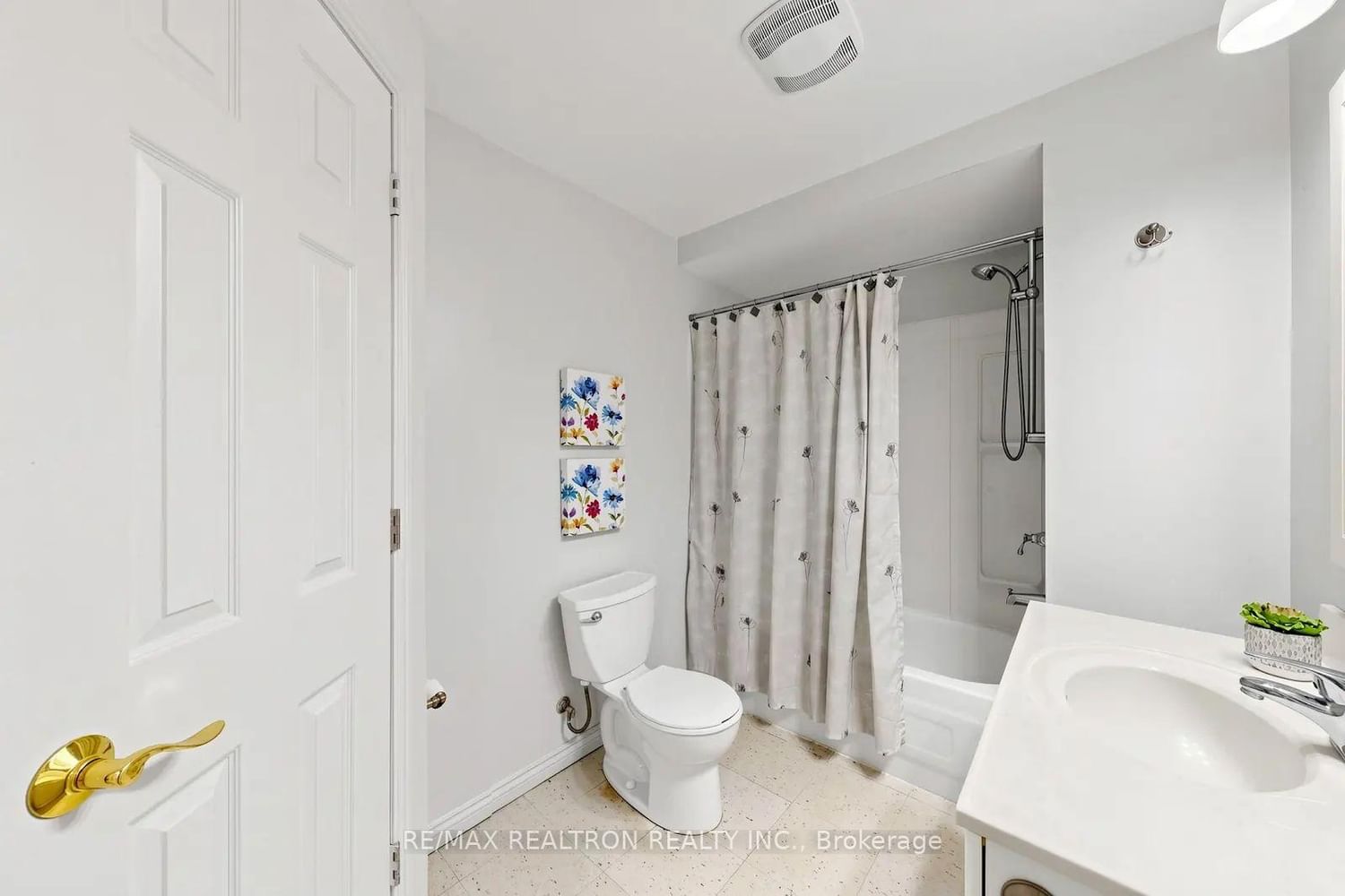 19305 Loyalist Parkway • Prince Edward County, ON photo 43