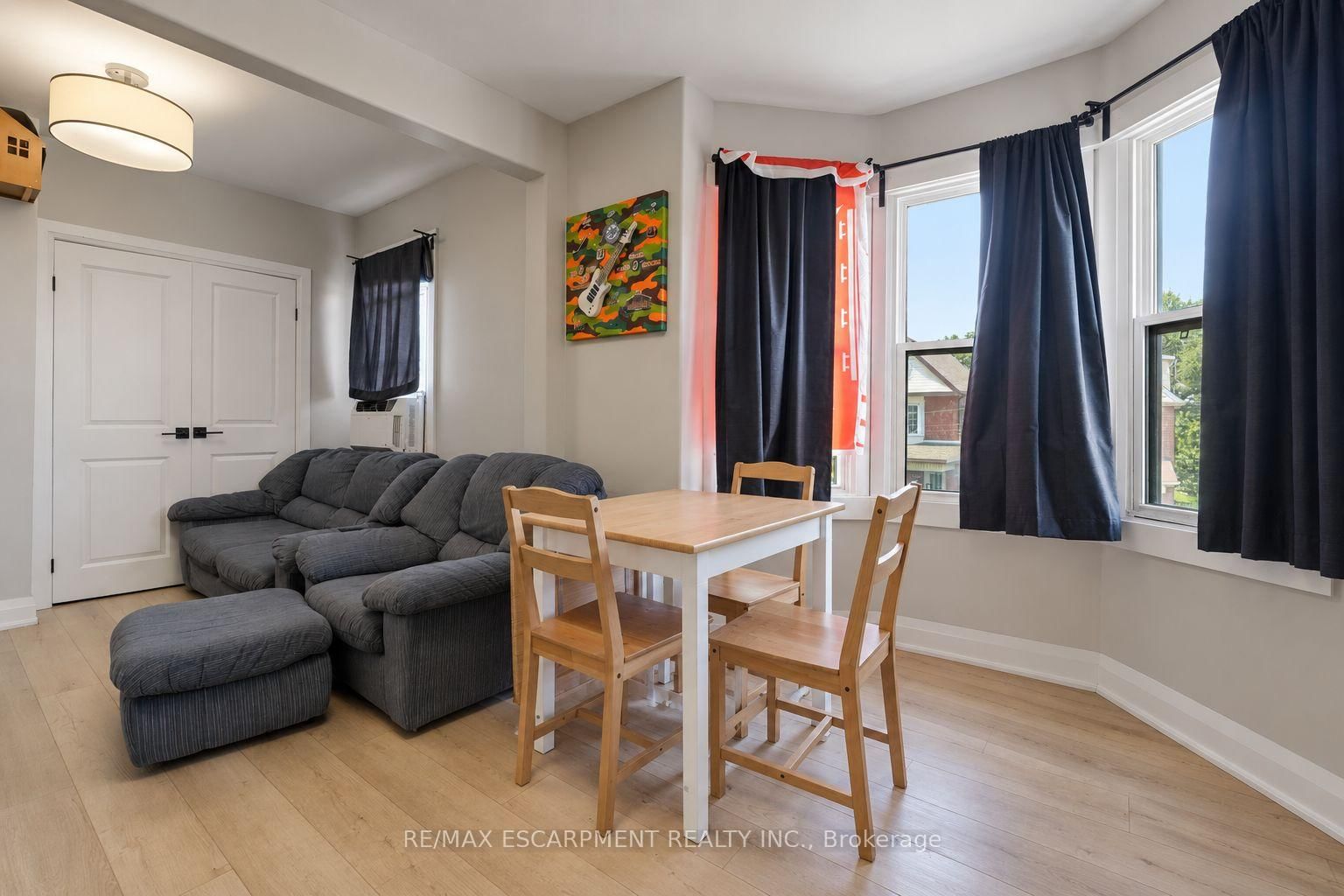 106 BARNESDALE Avenue N • Hamilton, ON photo 19
