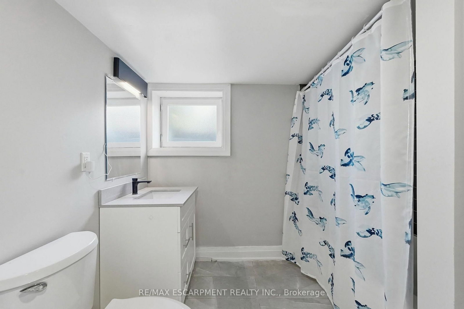 106 BARNESDALE Avenue N • Hamilton, ON photo 40