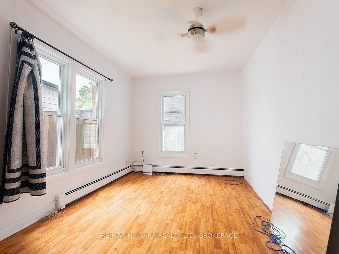 314 Bell Street • Port Colborne, ON photo 9