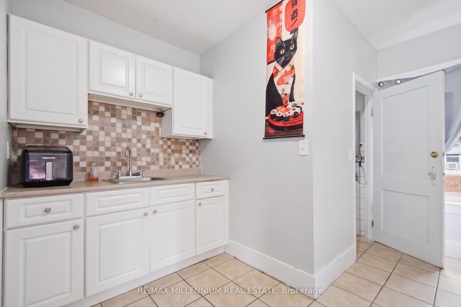 2269-71 Howard Avenue • Windsor, ON photo 33