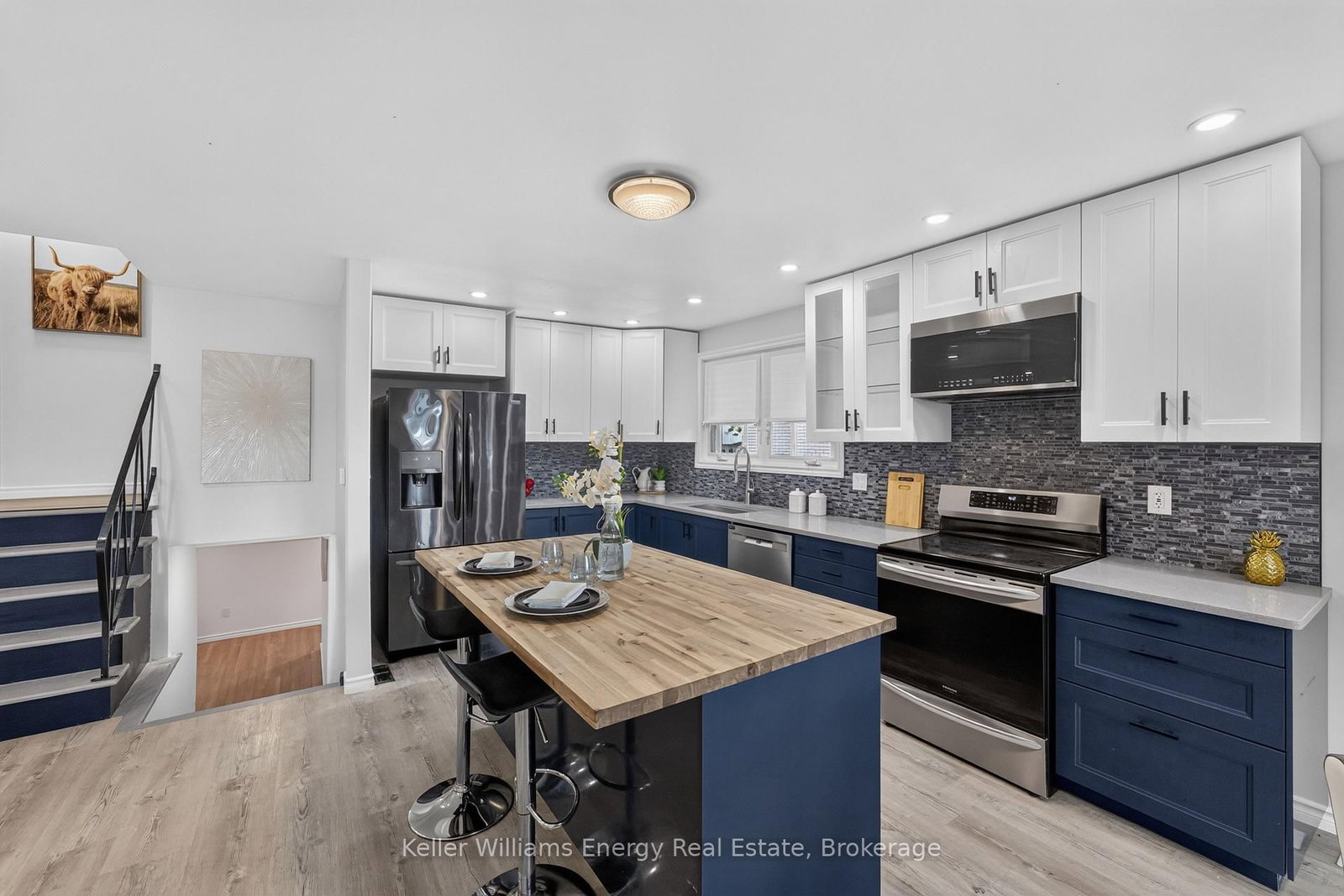7 Glenarden Crescent • Belleville, ON photo 12