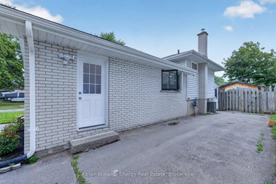 7 Glenarden Crescent • Belleville, ON photo 8