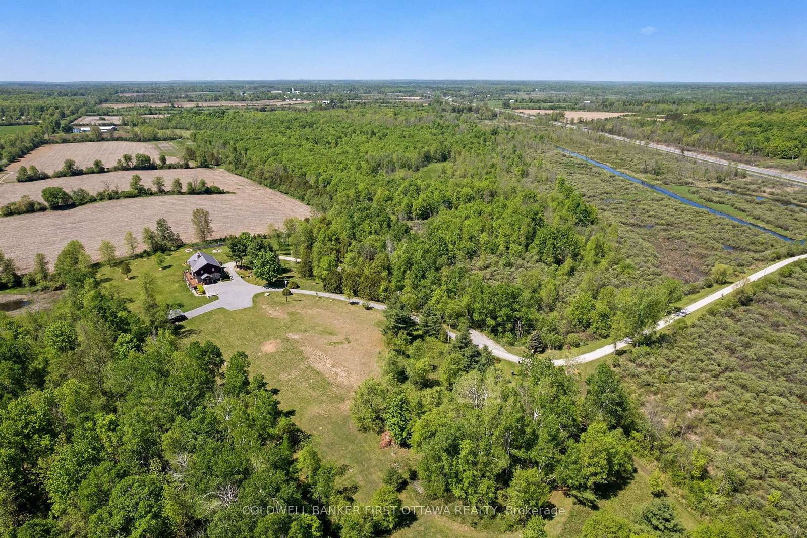 19067 Highway 7 • Perth, ON photo 43