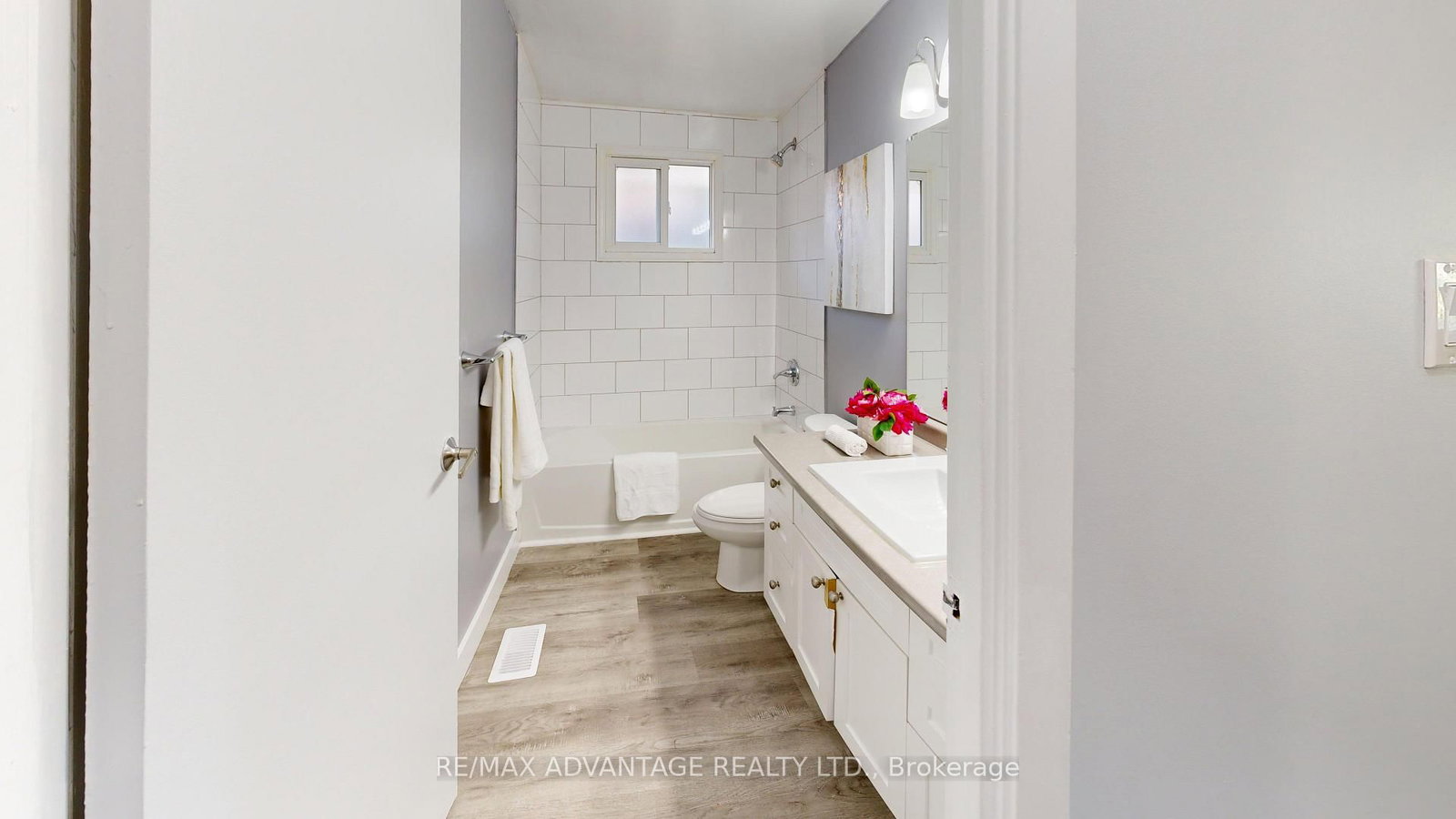 9 Camelot Crescent • London East, ON photo 17