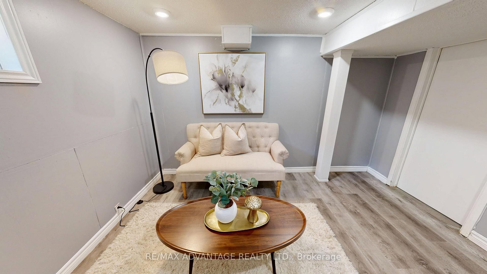 9 Camelot Crescent • London East, ON photo 32