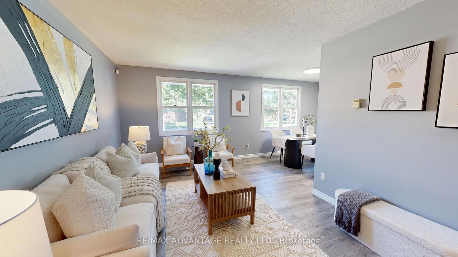 9 Camelot Crescent • London East, ON photo 5