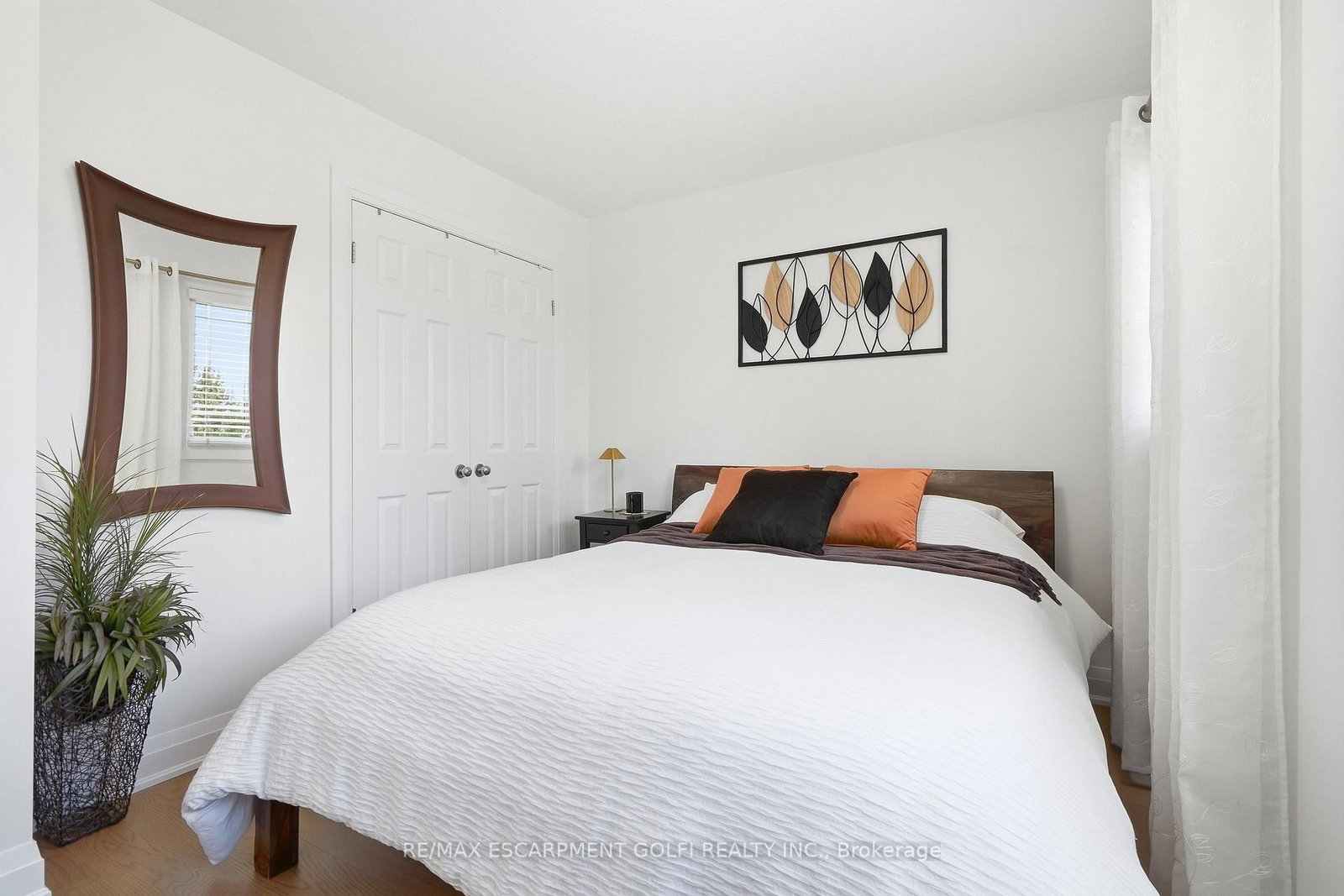 325 Foxtail Avenue • Welland, ON photo 23