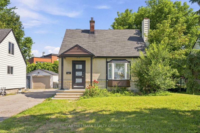 929 Merivale Road