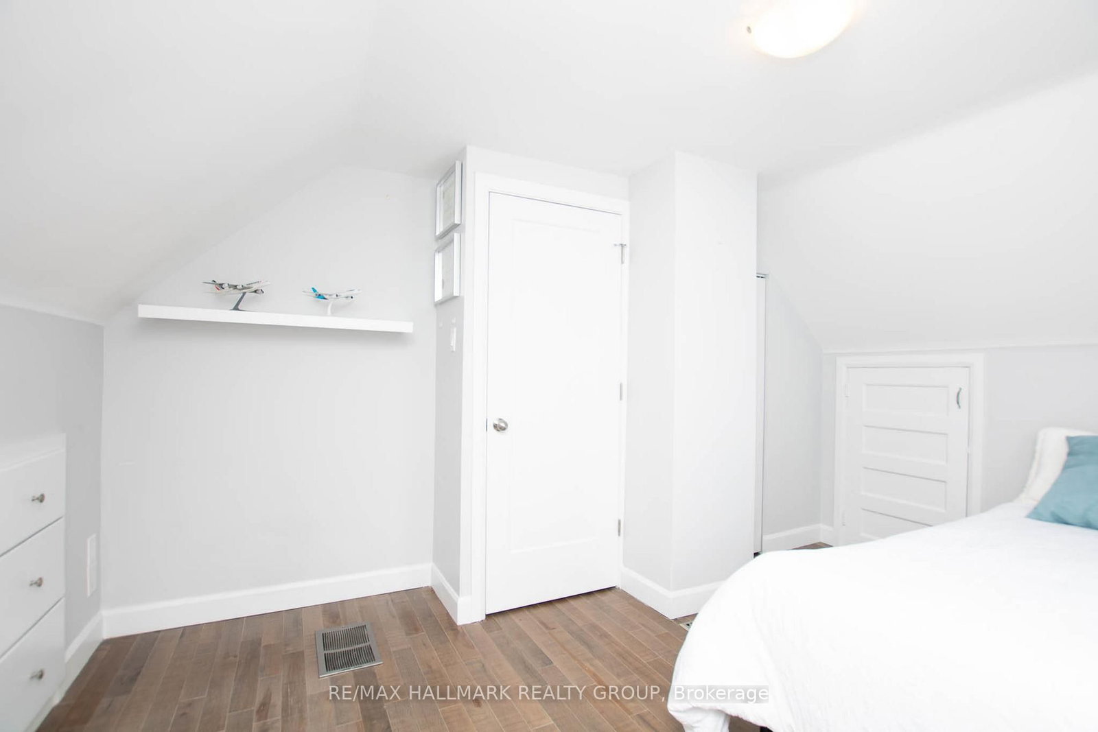 929 Merivale Road • Ottawa, ON photo 20