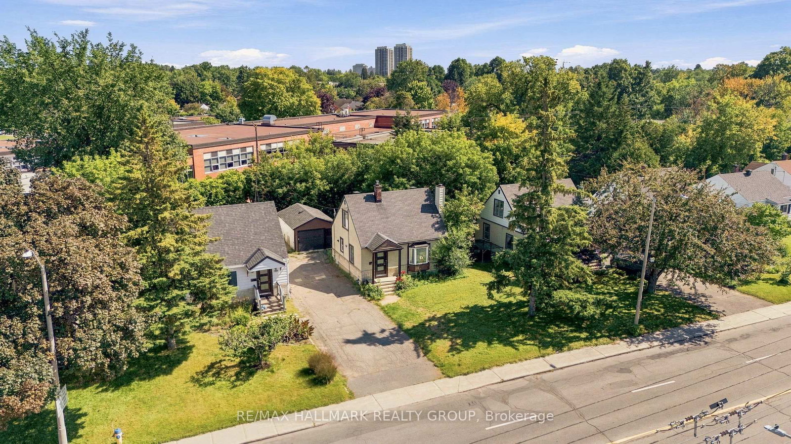 929 Merivale Road • Ottawa, ON photo 31
