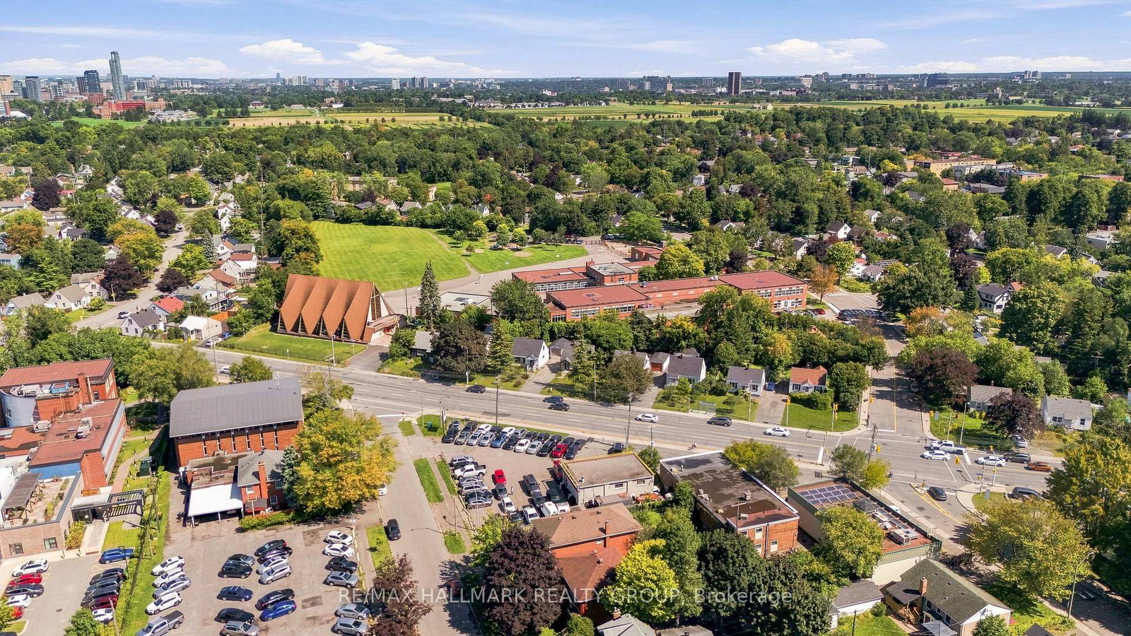 929 Merivale Road • Ottawa, ON photo 37