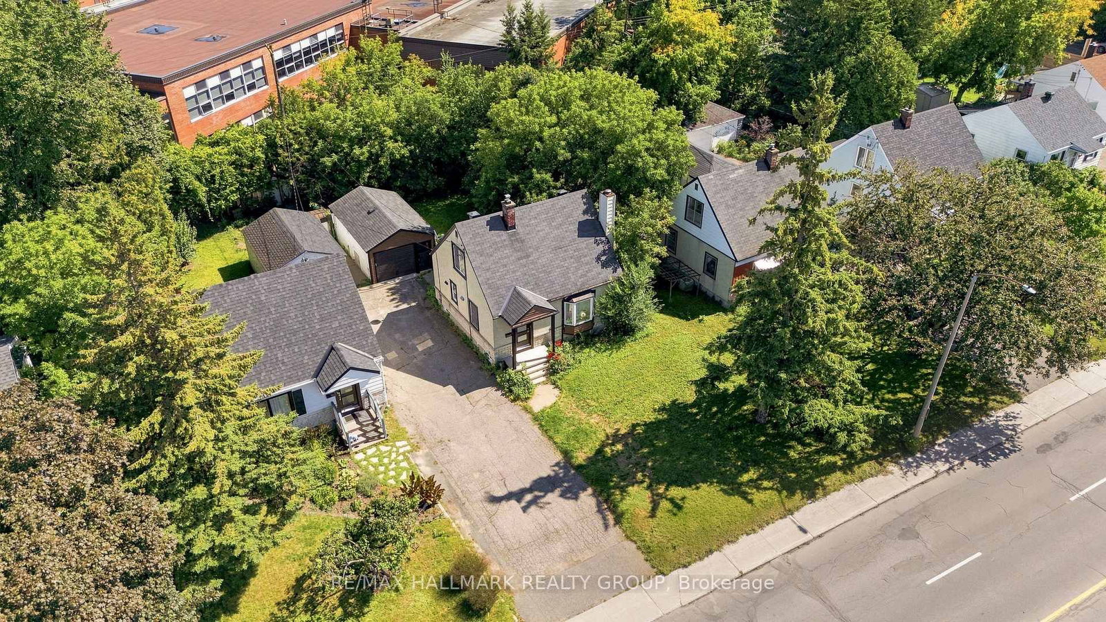 929 Merivale Road • Ottawa, ON photo 41