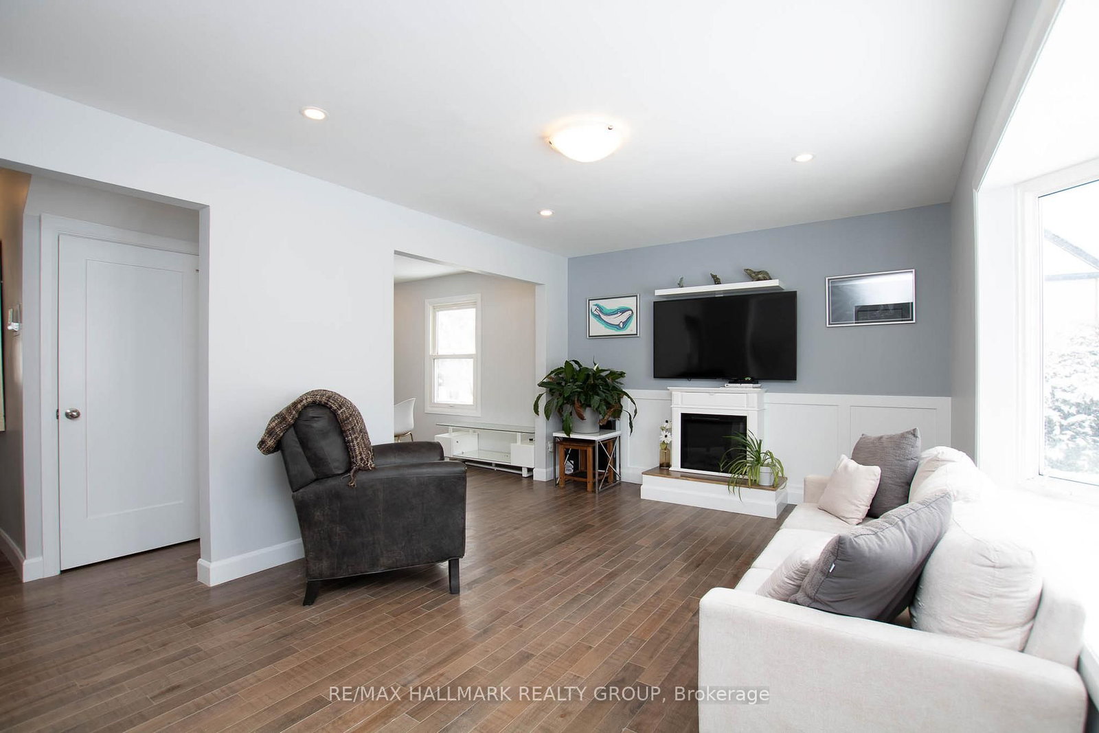 929 Merivale Road • Ottawa, ON photo 5