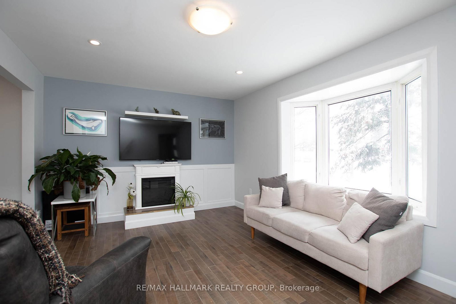 929 Merivale Road • Ottawa, ON photo 6