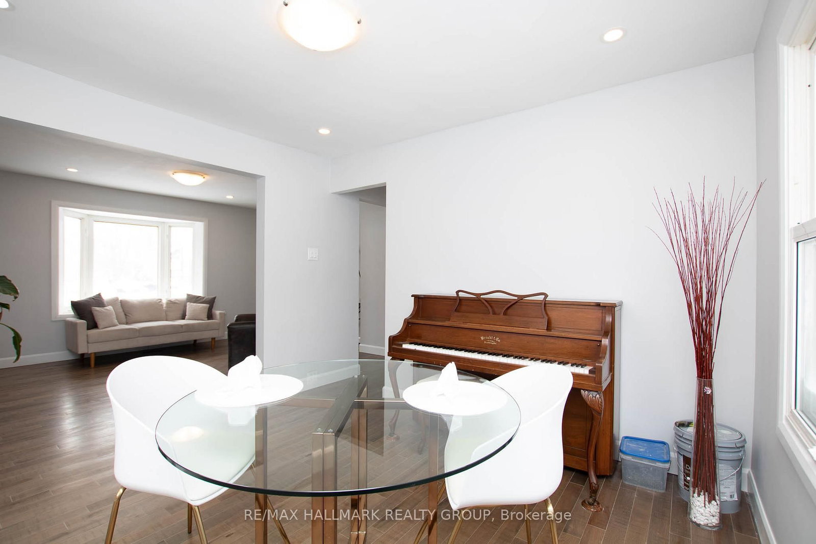 929 Merivale Road • Ottawa, ON photo 9