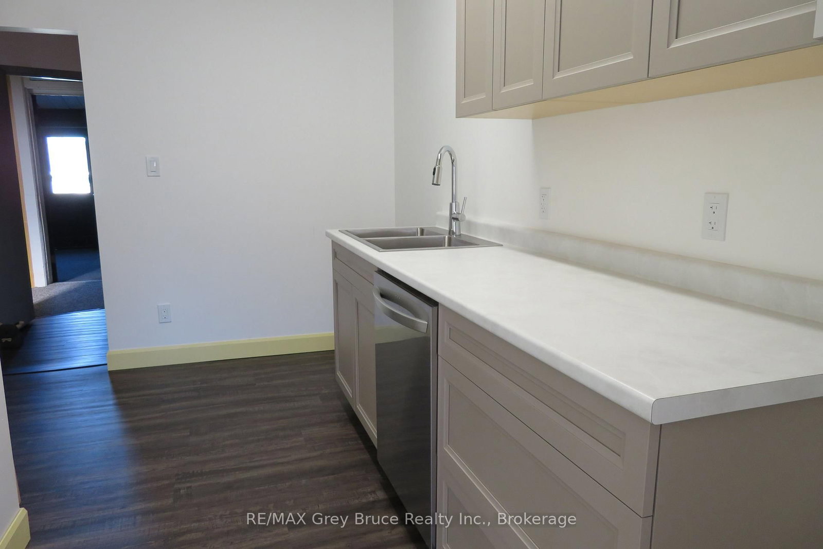 8 Helen Street • Northern Bruce Peninsula, ON photo 24