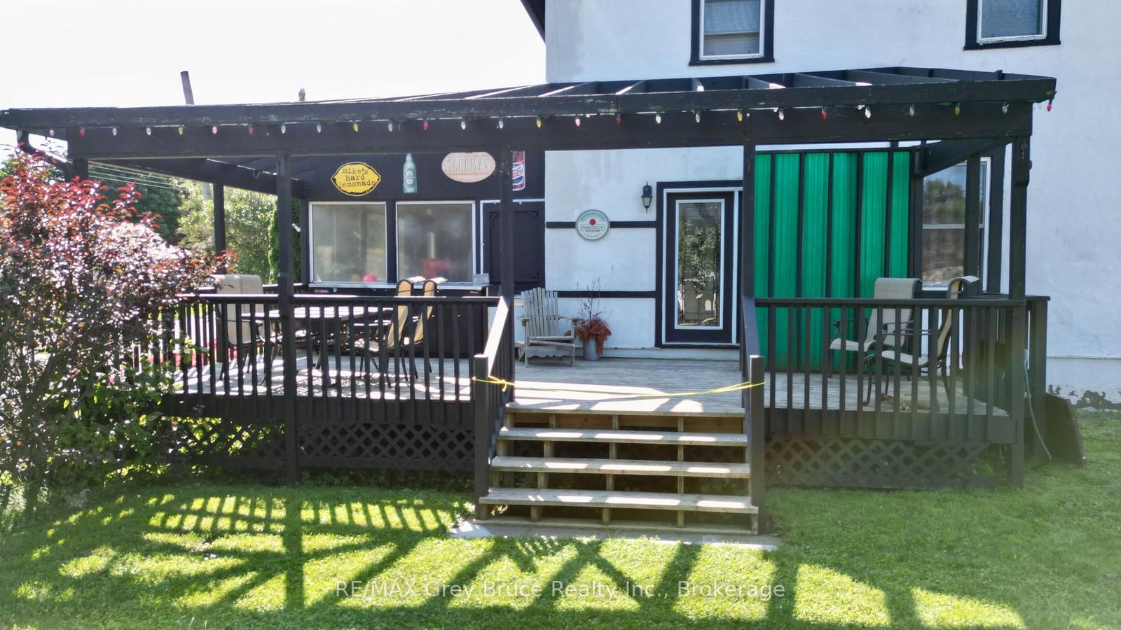 8 Helen Street • Northern Bruce Peninsula, ON photo 6