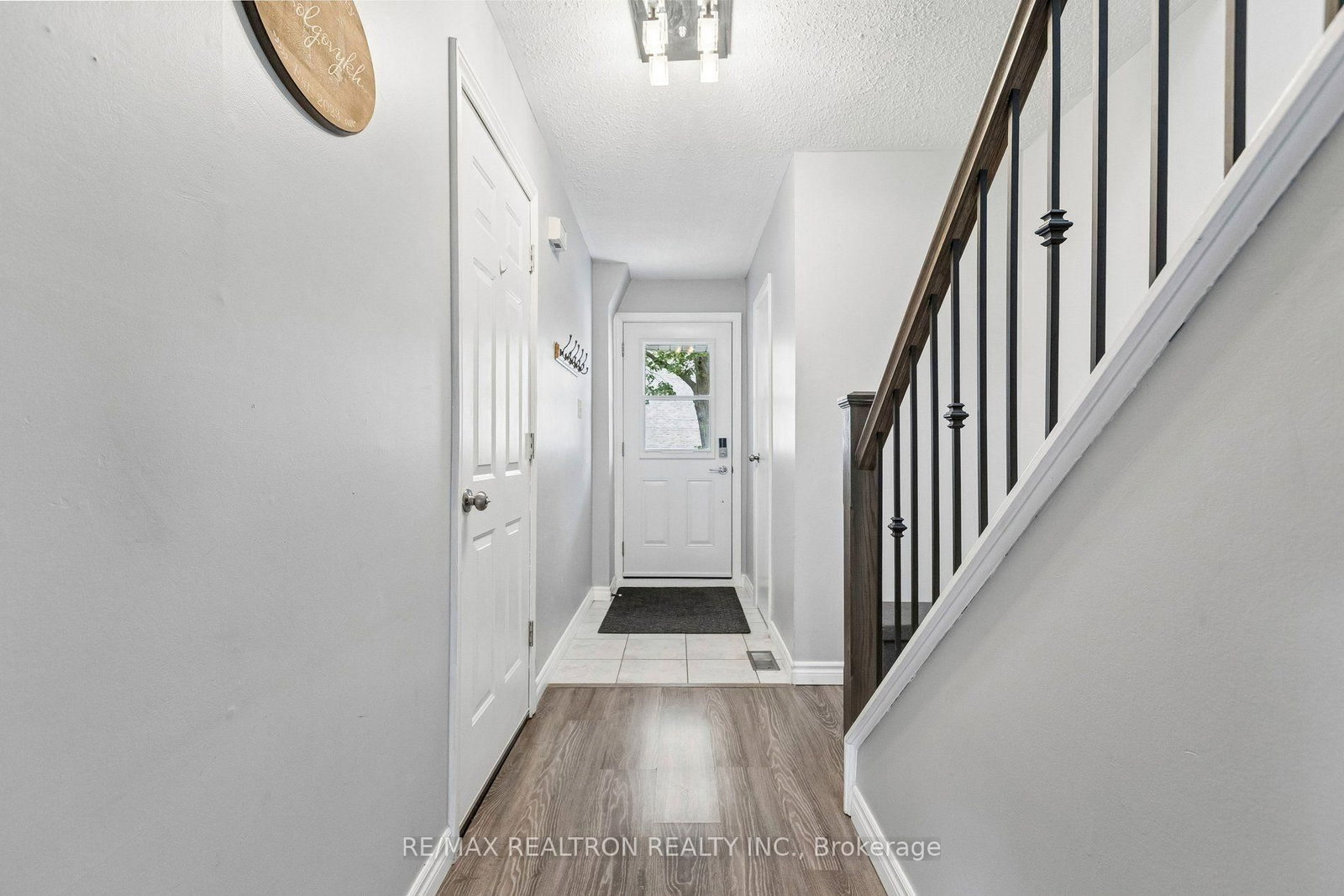 298D Bluevale Street N • Waterloo, ON photo 8