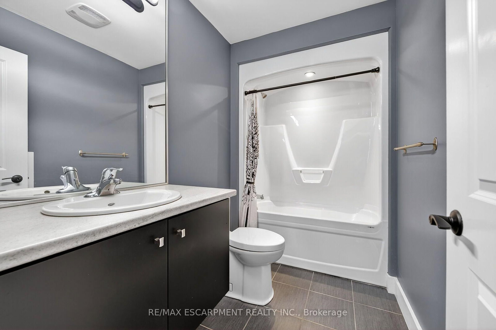 24 CHESTNUT Drive • Guelph/Eramosa, ON photo 30