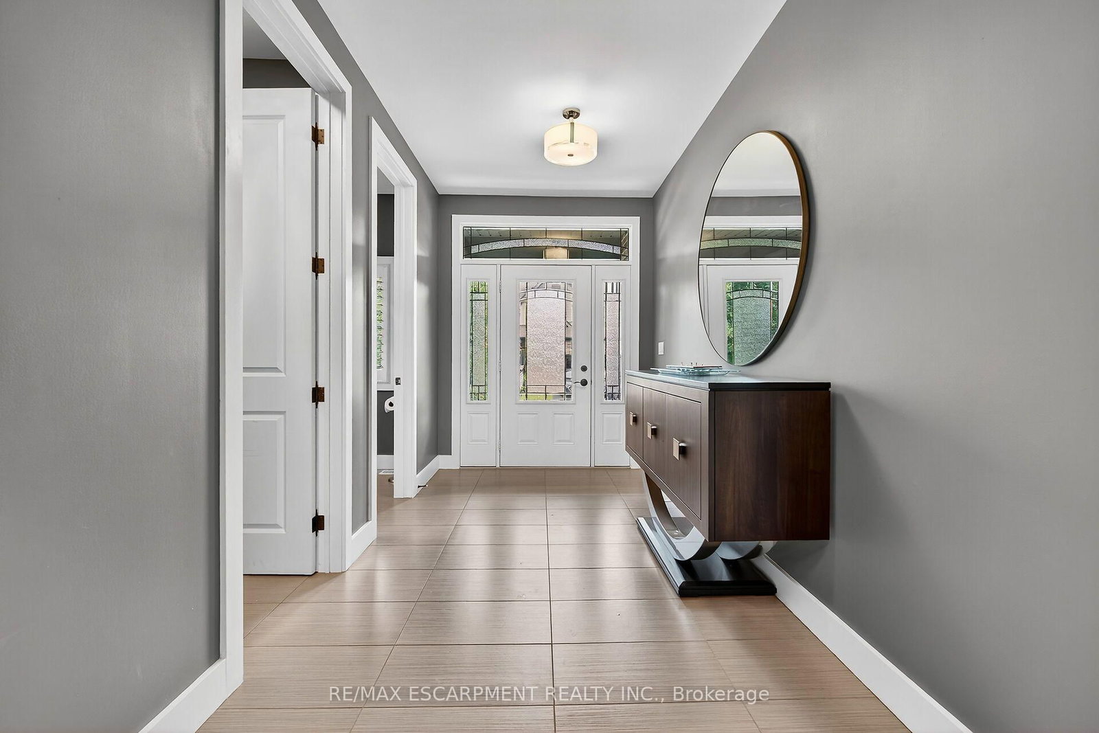 24 CHESTNUT Drive • Guelph/Eramosa, ON photo 4