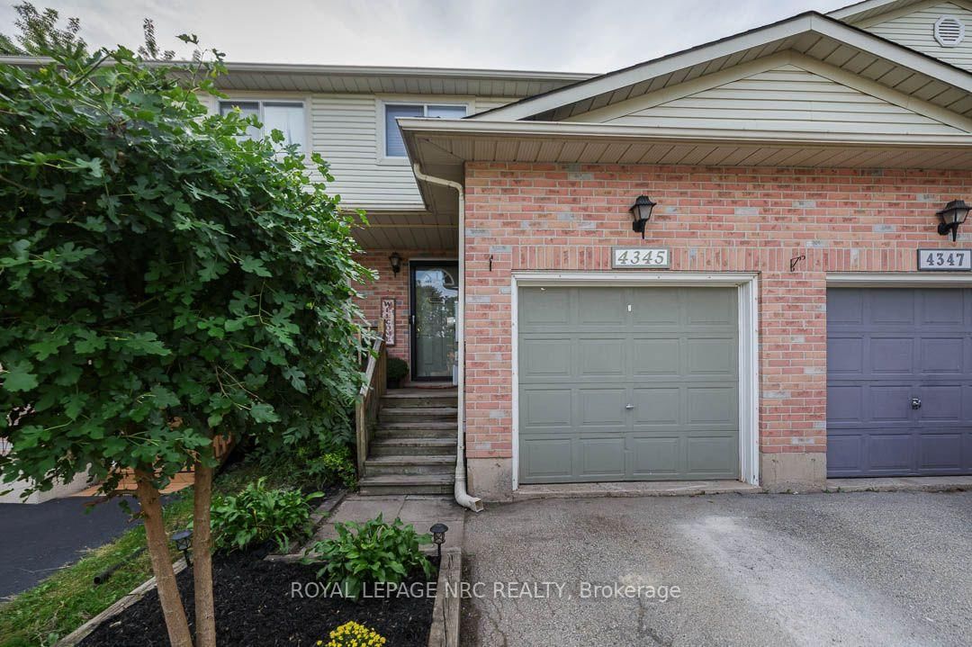 4345 Beverley Crescent • Lincoln, ON photo 3