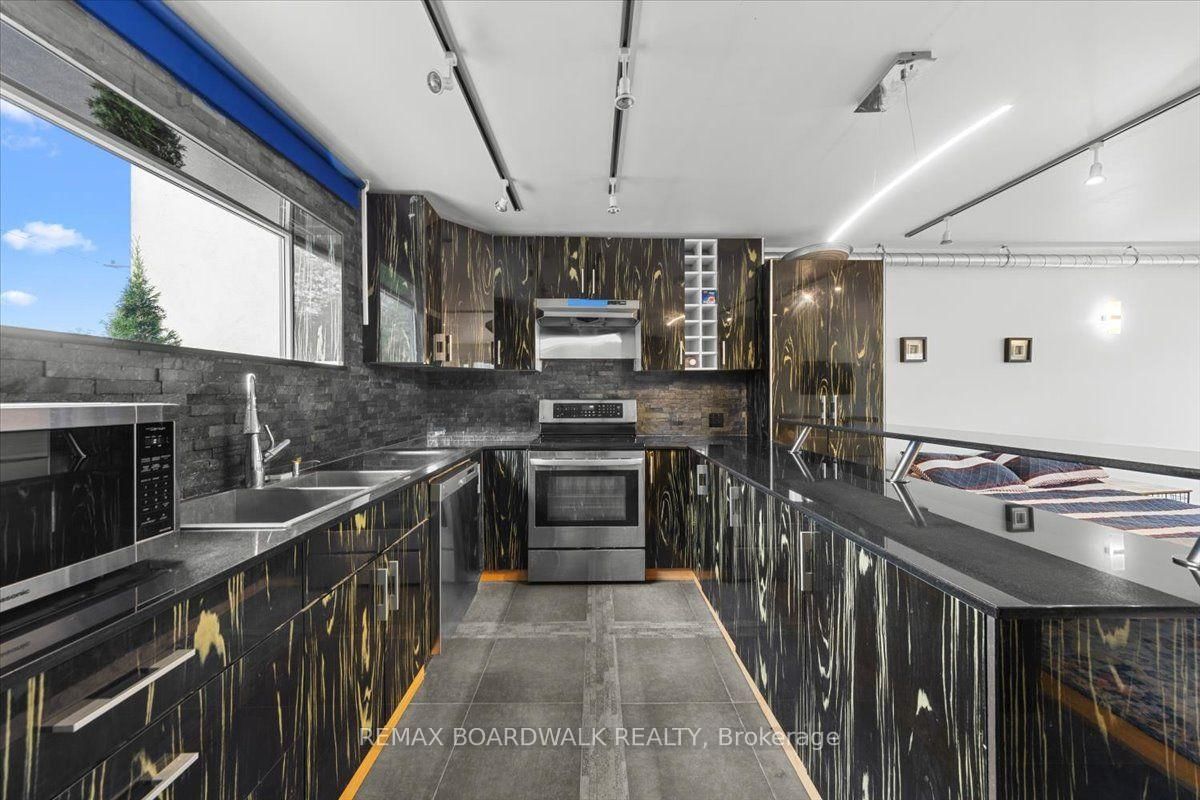 152 Duford Street • Ottawa, ON photo 32