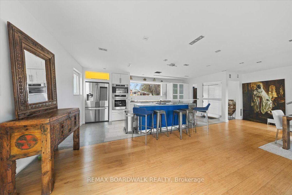 152 Duford Street • Ottawa, ON photo 4