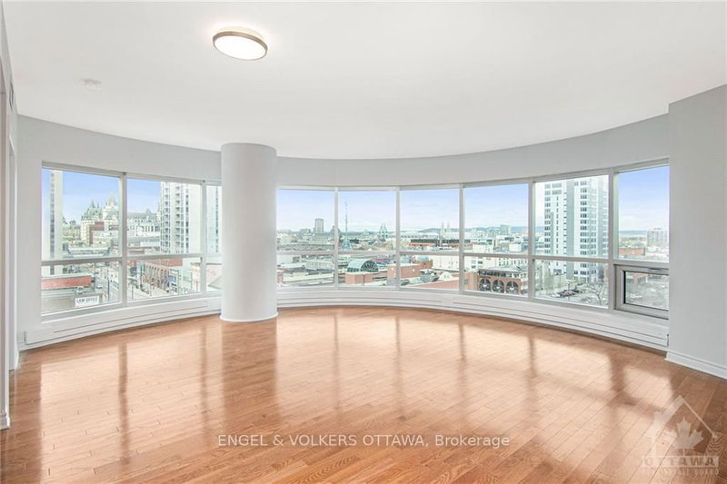 904 - 200 Rideau Street