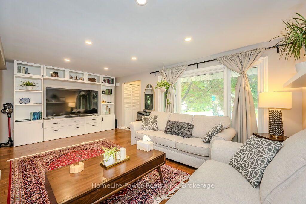 40 Ferman Drive • Guelph, ON photo 8
