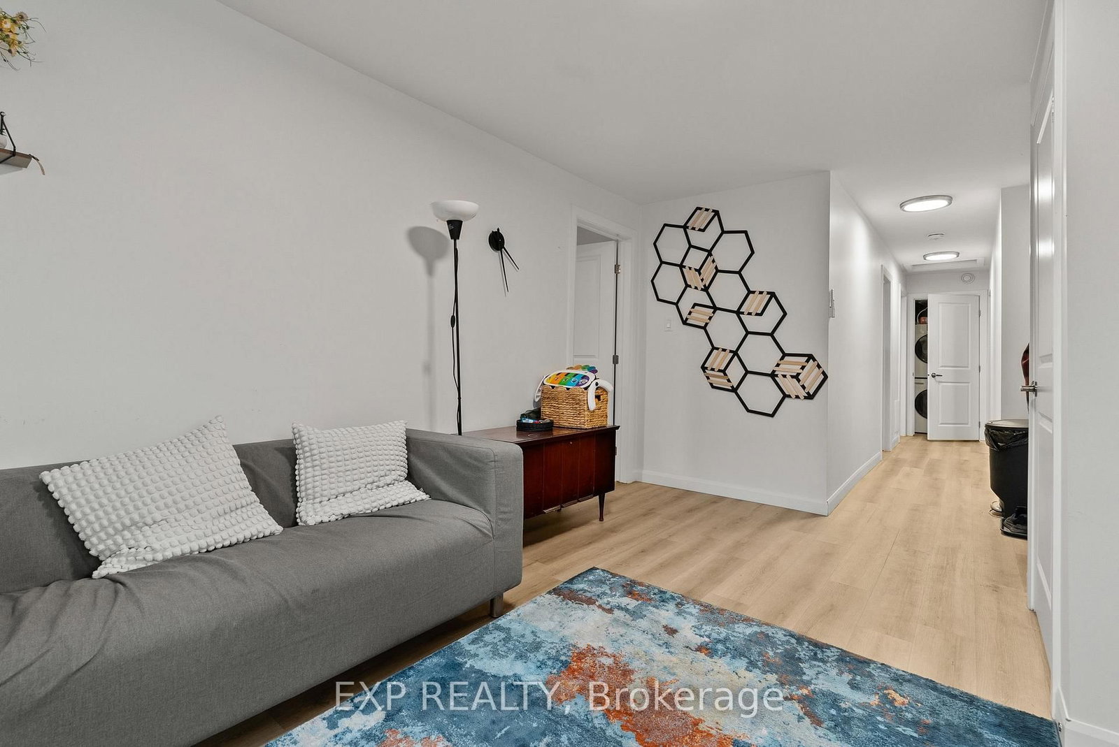 692 Claude Street • Ottawa, ON photo 35