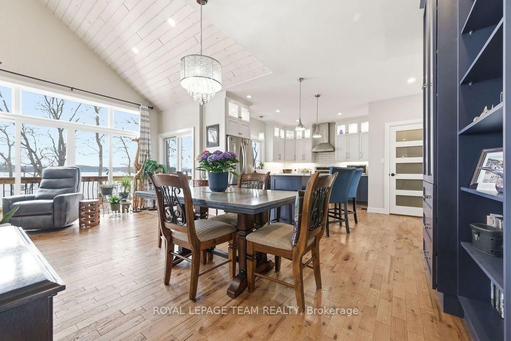 42153 Combermere Road • Barry's Bay, ON photo 27
