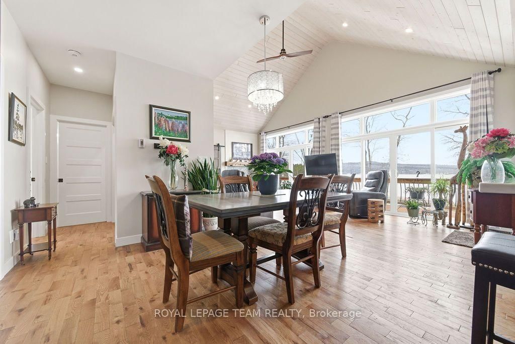 42153 Combermere Road • Barry's Bay, ON photo 28
