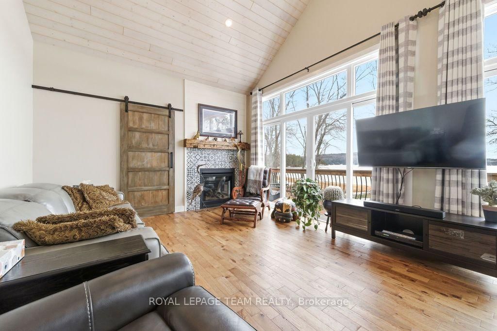42153 Combermere Road • Barry's Bay, ON photo 31