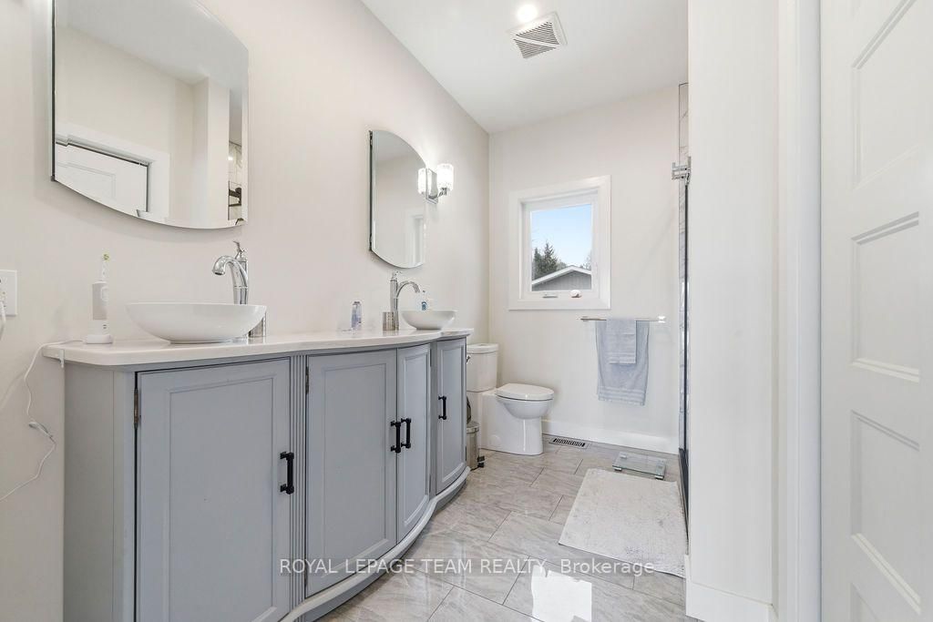 42153 Combermere Road • Barry's Bay, ON photo 37
