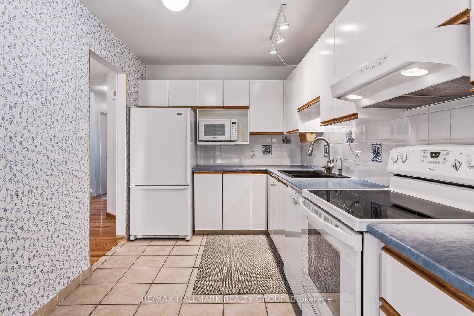 154 Presland Road • Ottawa, ON photo 21