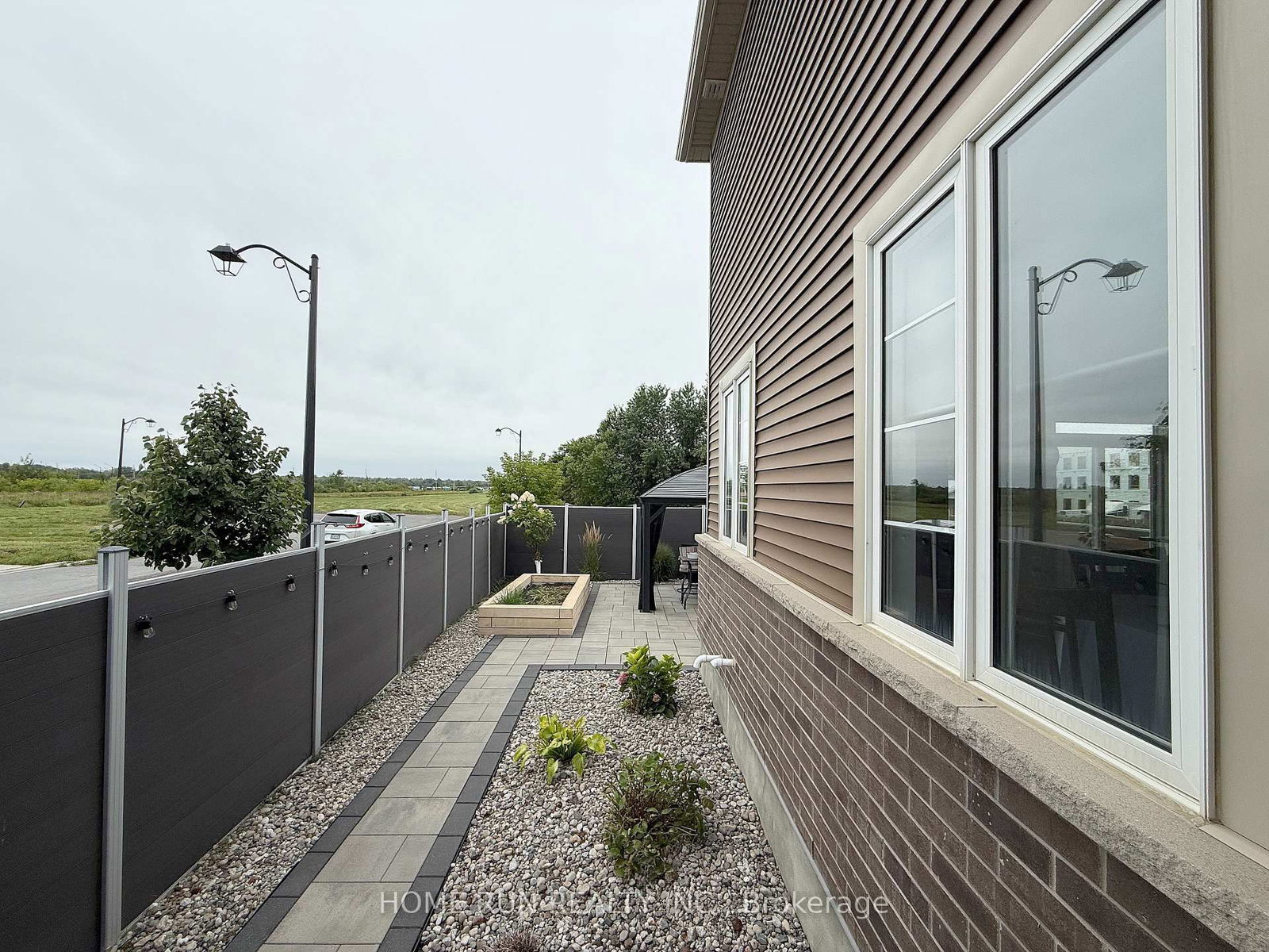 570 Clemency Crescent, Ottawa 3