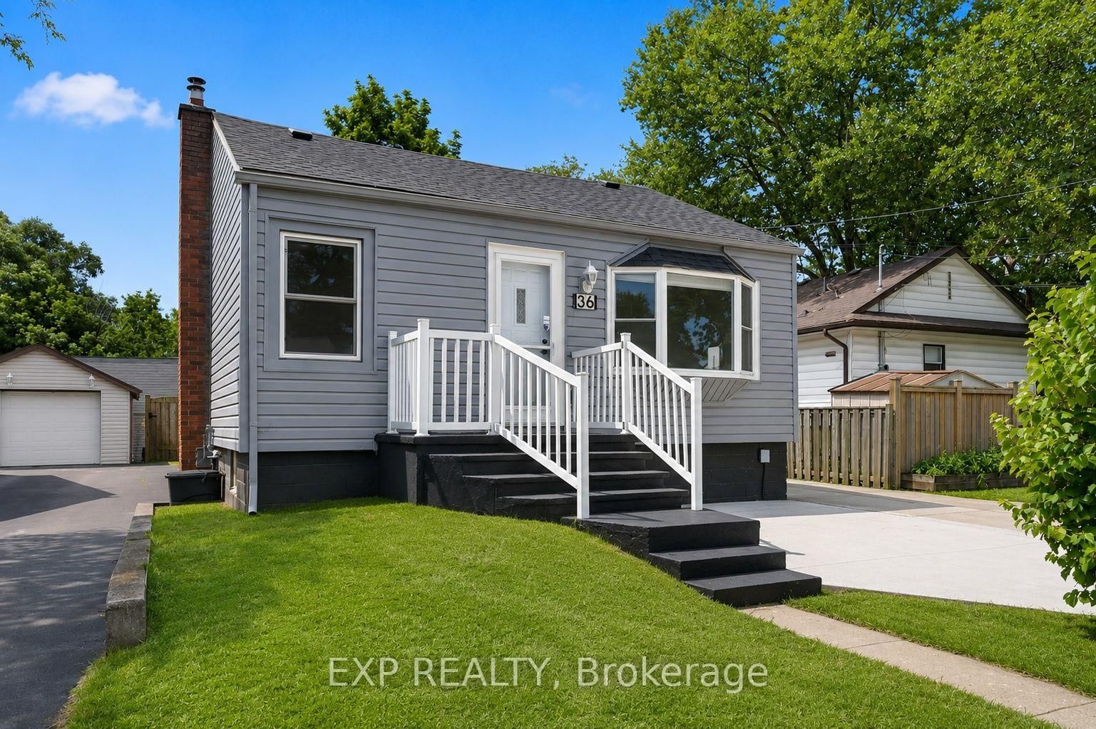 36 Mahony Avenue • Hamilton, ON photo 4