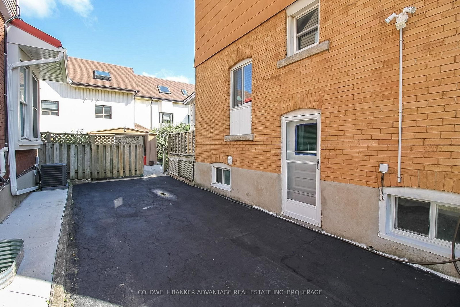 4859 Willmott Street • Niagara Falls, ON photo 43