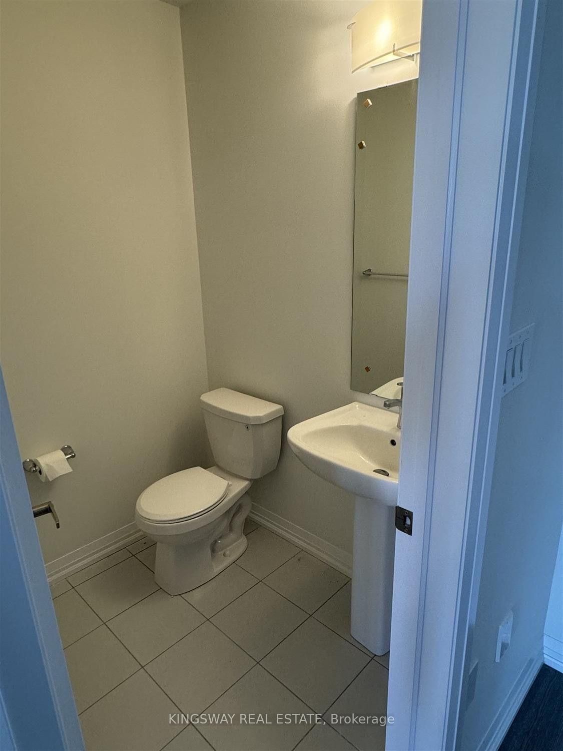 27 Central Market Drive • Haldimand, ON photo 8