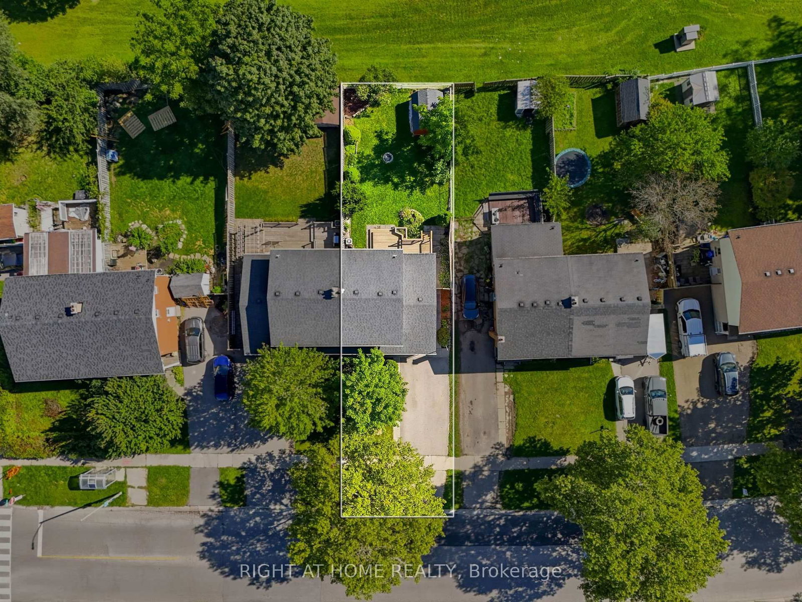 724 Notre Dame Drive • London South, ON photo 40