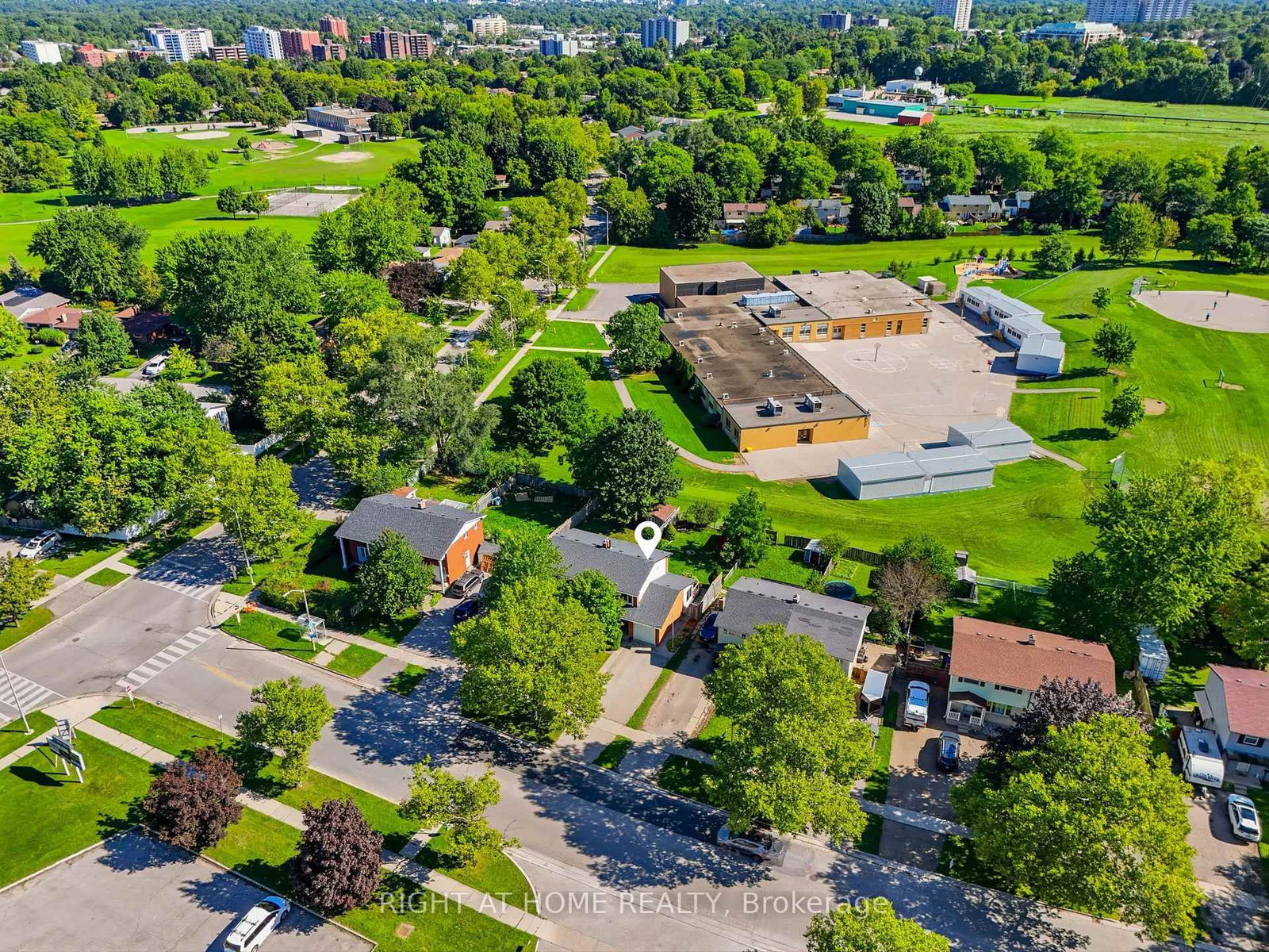 724 Notre Dame Drive • London South, ON photo 42
