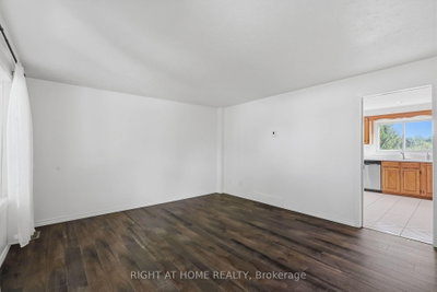 724 Notre Dame Drive • London South, ON photo 7