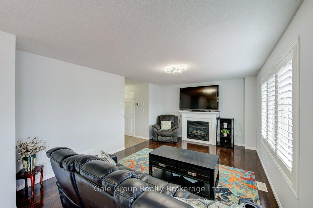 386 Fairway Road • Woodstock, ON photo 11
