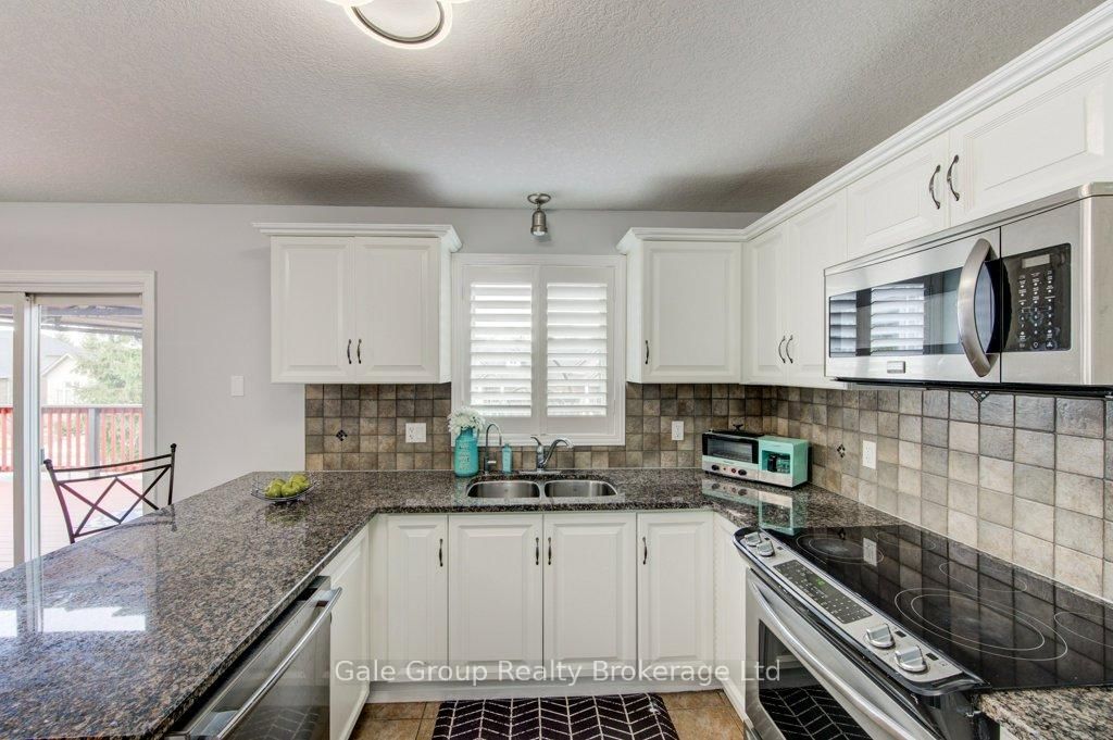 386 Fairway Road • Woodstock, ON photo 14