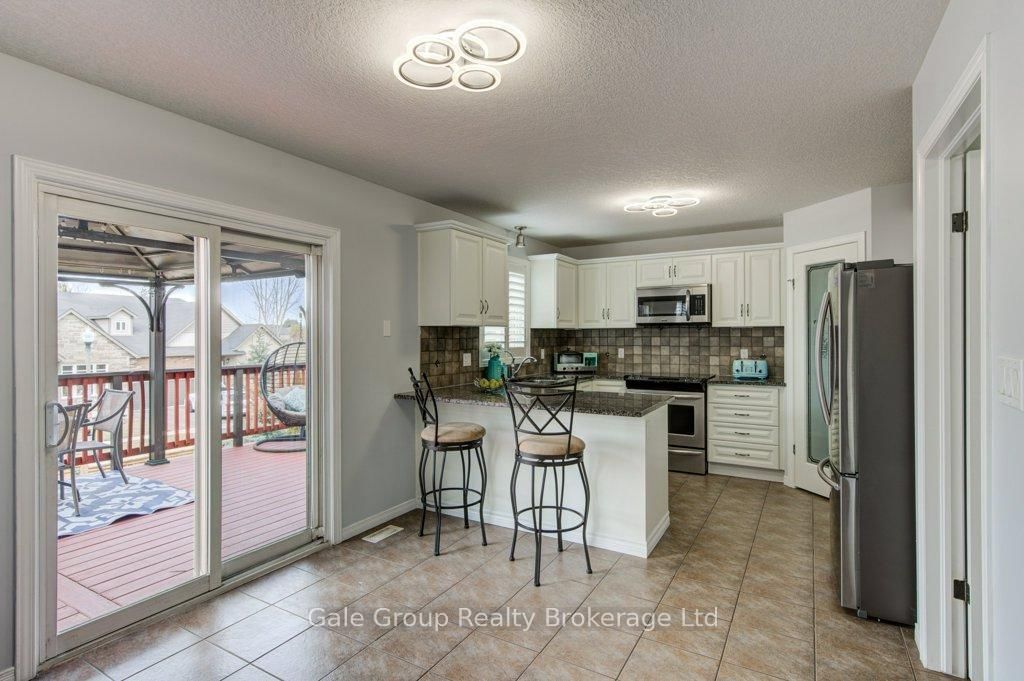 386 Fairway Road • Woodstock, ON photo 20