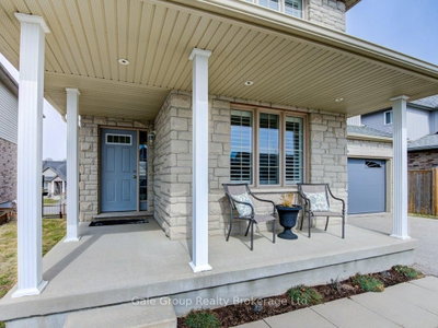 386 Fairway Road • Woodstock, ON photo 5