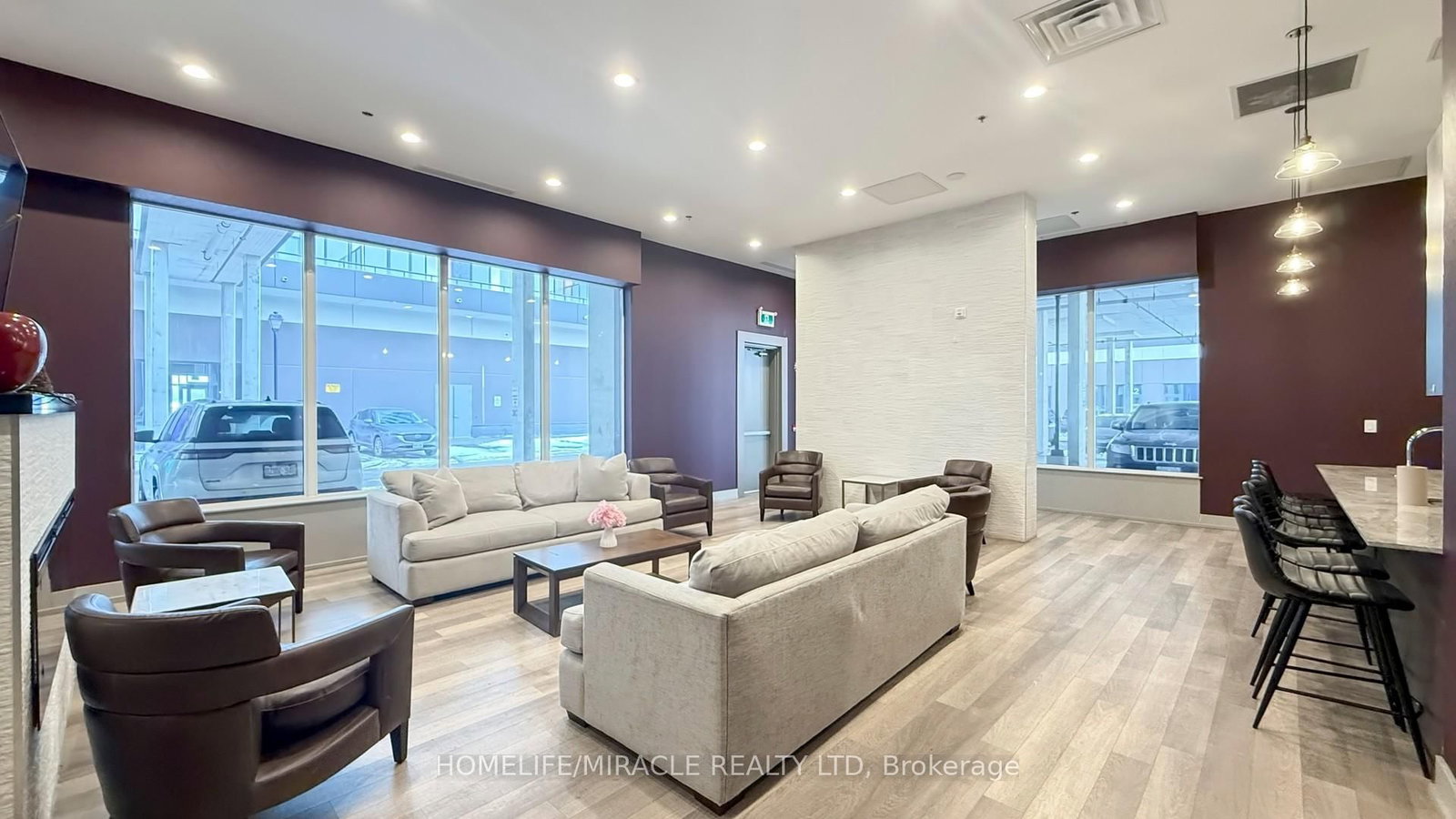 560 North service Road • #607 • Grimsby, ON photo 38
